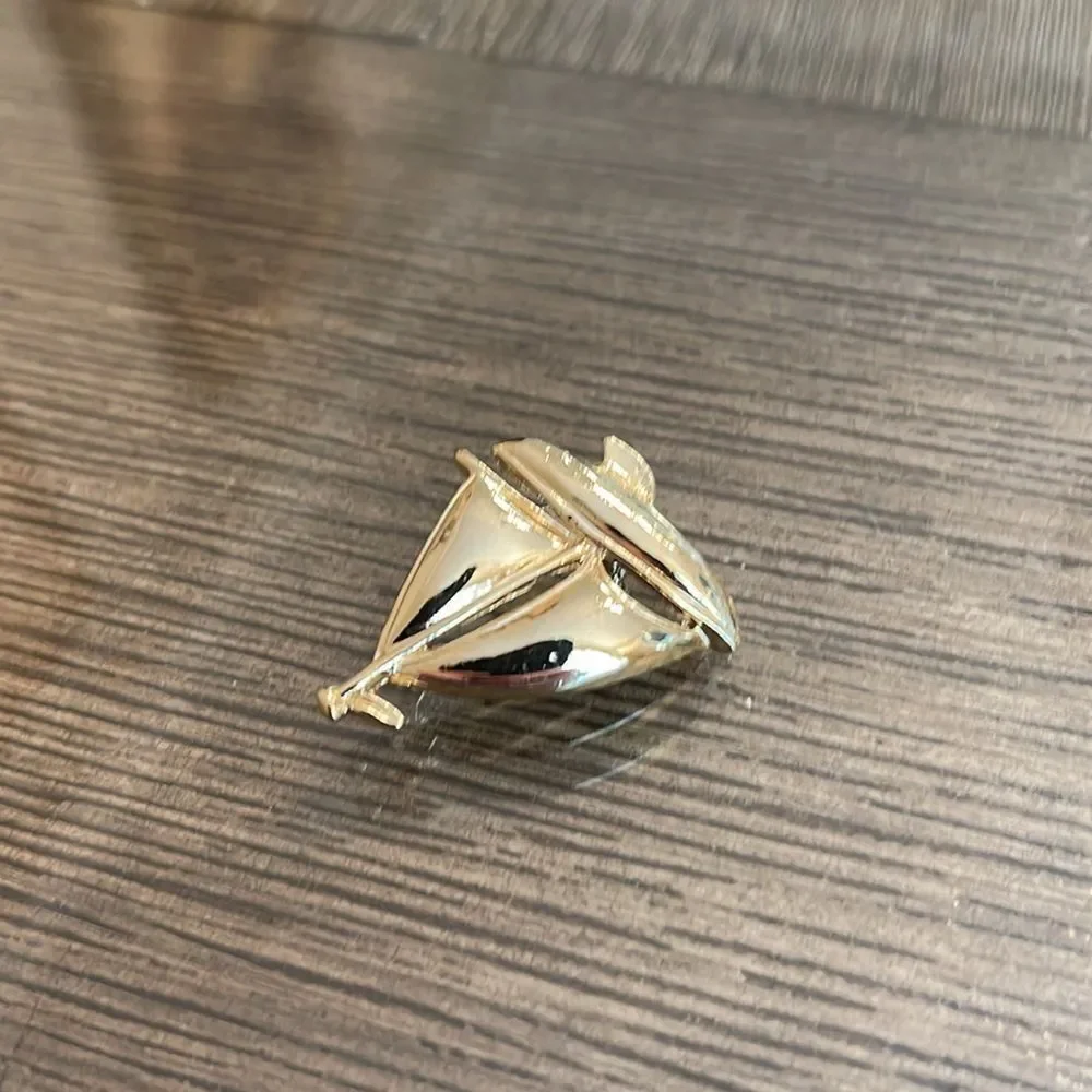 Vintage Gold-tone Sailboat Pin - Nautical Theme Brooch